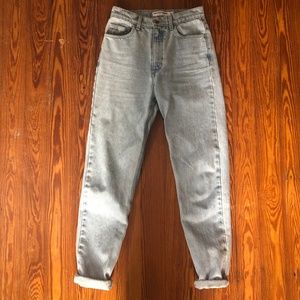 American Apparel High-Waist Mom-Jeans